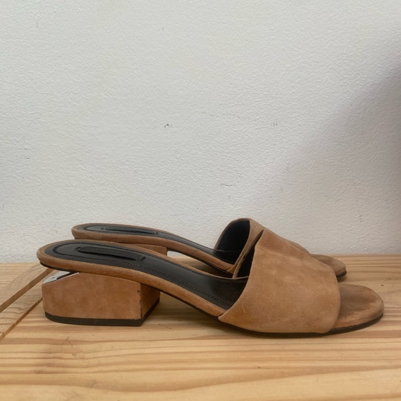 Alexander Wang Suede cut out sandals - Picture 6 of 6